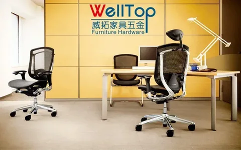 تصویر 1 از صندلی اداری با پشتی بلند و حمایت کامل با طراحی بی نقص